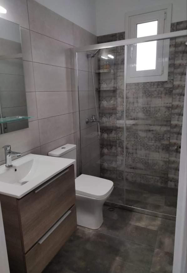 Elena'S Apartments Batsíon Zewnętrze zdjęcie