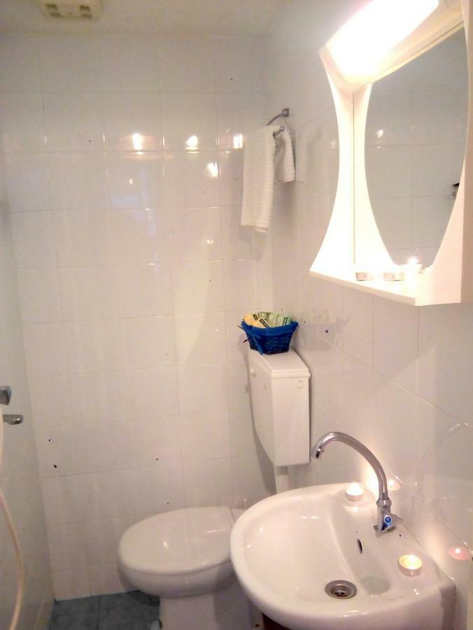 Elena'S Apartments Batsíon Zewnętrze zdjęcie